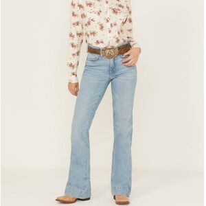 Wrangler Women's High Rise Trouser in Medium Wash